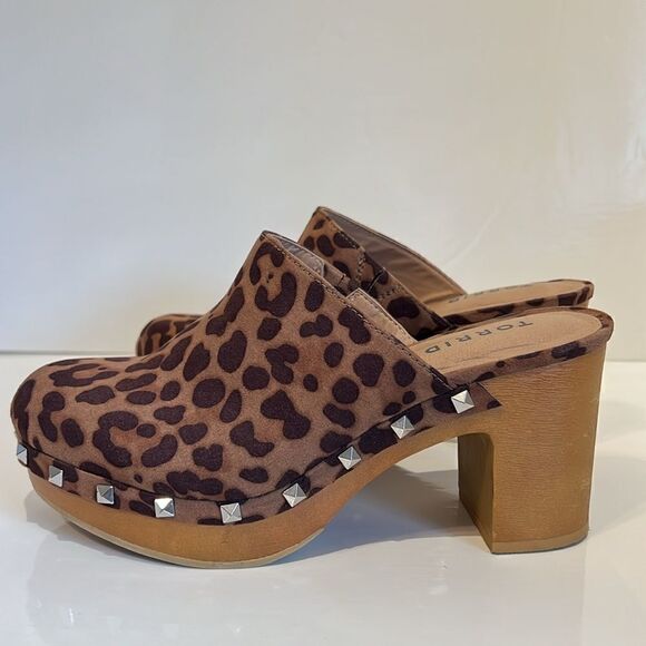 Torrid Platform Wooden Heel Mule Clogs Extra Wide Leopard‎ Print Shoes Size 7 WW - Picture 5 of 13